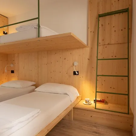 Alpino Hotel
